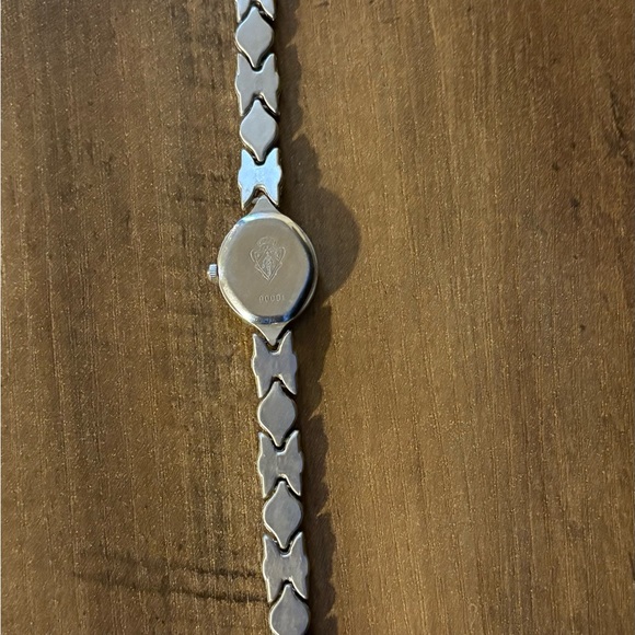 Women’s Gucci Watch (Needs new battery)